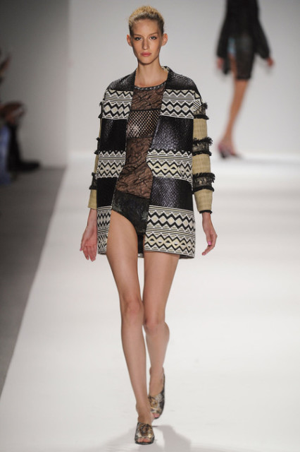 Bold-Patterns-Rock-the-Custo-Barcelona-Runway