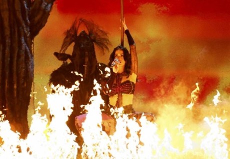 Katy Perry is up in flames at the 56th Annual Grammys (Photo Credit: MARIO ANZUONI/Reuters)